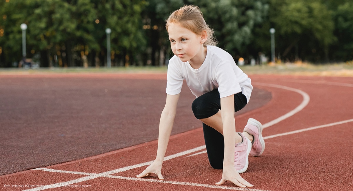 Buty sportowe do szkoły – jakie obuwie dla dziecka wybrać?