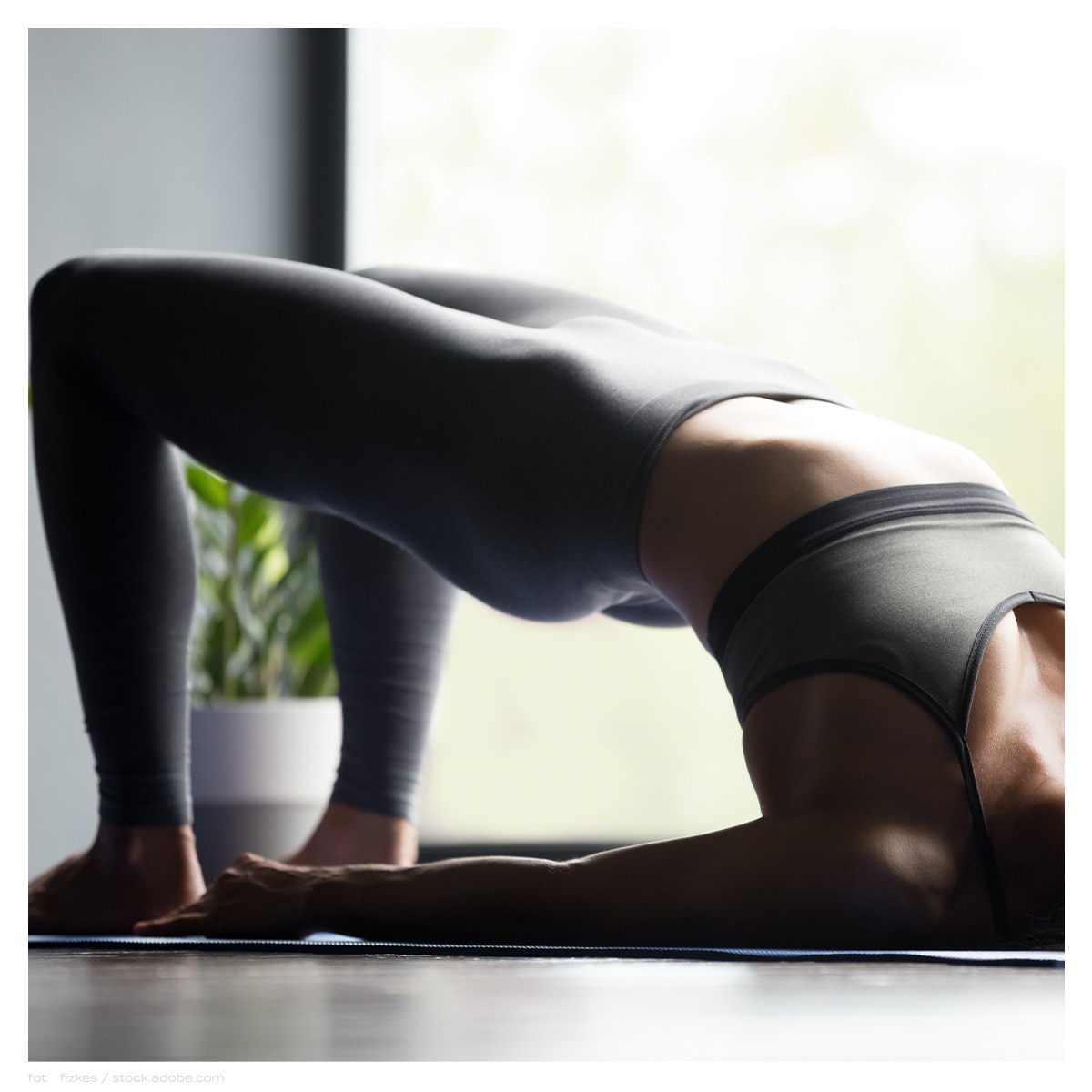 glute_bridge1200x1200_tresc