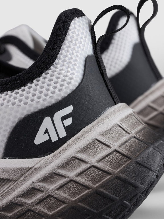 Damskie buty do biegania 4F Freemove Mesh 4FRSS25FSPOF175 - białe