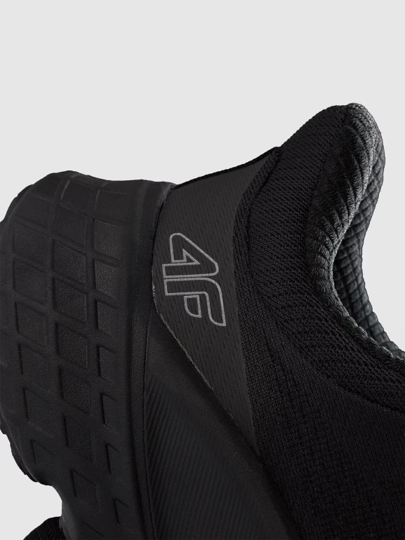 Męskie buty do biegania 4F Freemove Elevated Mesh 4FRSS25FSPOM164 - czarne