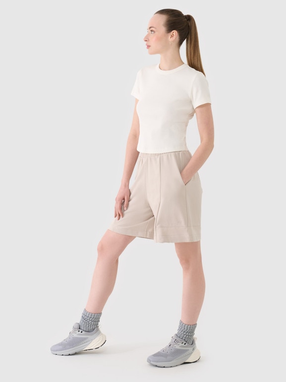 Damskie spodenki dresowe 4F 4FRSS25TSHOF701 - beżowe