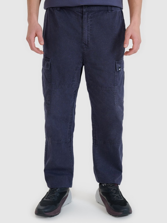 Męskie spodnie casual cargo 4F 4FRSS25TTROM1459 - granatowe
