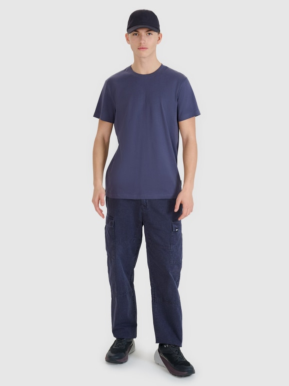 Męskie spodnie casual cargo 4F 4FRSS25TTROM1459 - granatowe