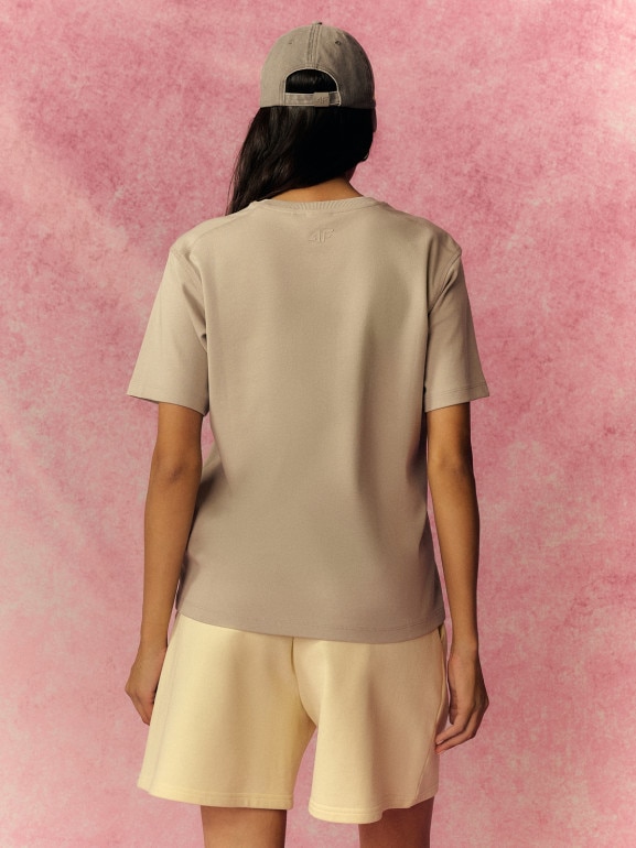 Damski t-shirt z nadrukiem 4F 4FRSS26TTSHF3848 - beżowy