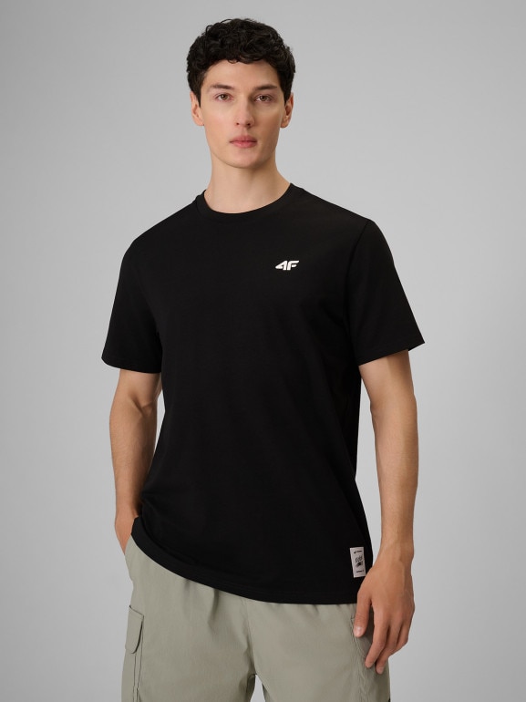Męski t-shirt z nadrukiem 4F 4FRSS26TTSHM3977 - czarny