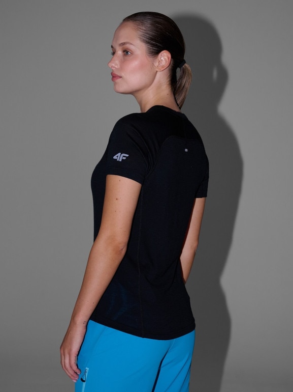 Damska koszulka trekkingowa 4F 4FWAW25TFTSF1527 - czarna