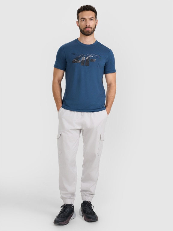 Męski t-shirt z nadrukiem 4F 4FWAW25TTSHM2359 - granatowy