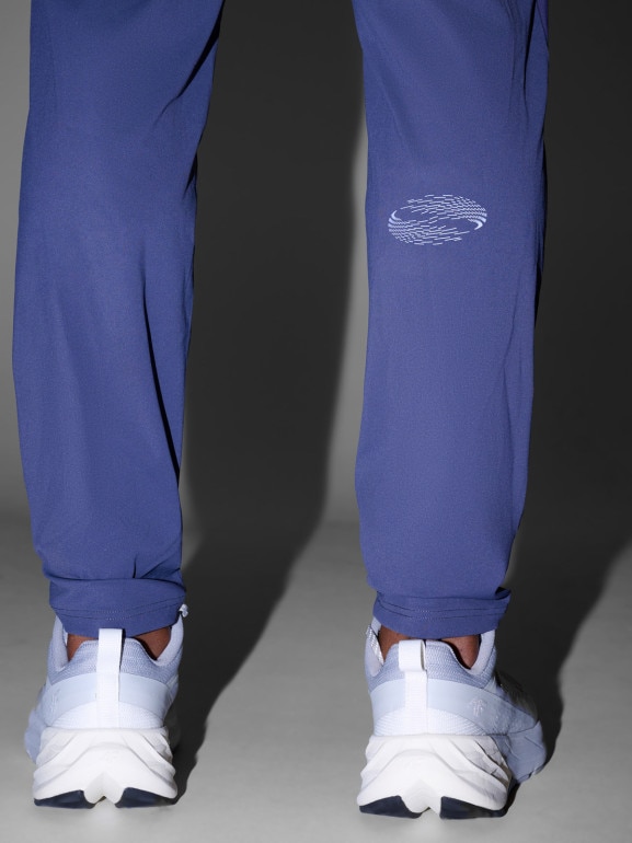 Męskie spodnie do biegania 4F 4FWSS25TFTRM0793 - granatowe