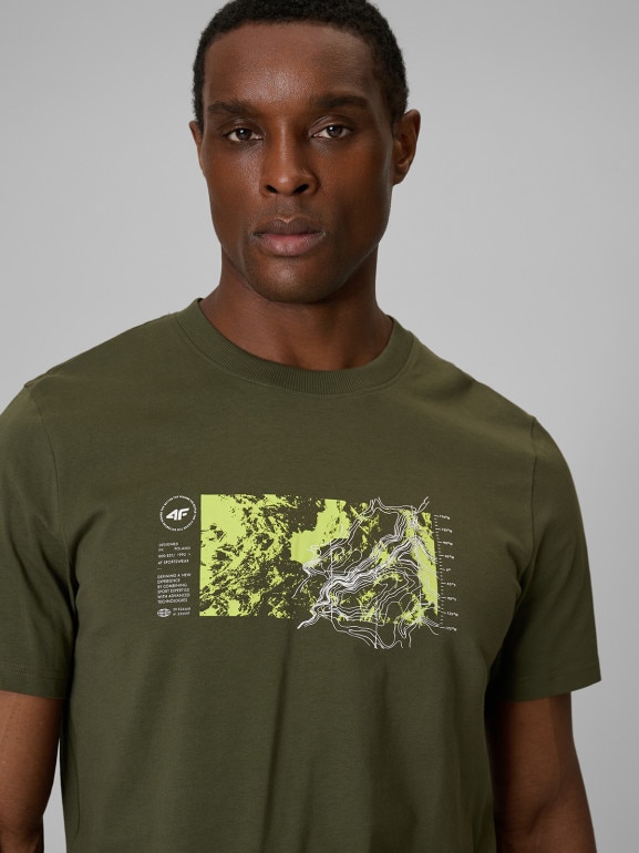 Męski t-shirt z nadrukiem 4F 4FWSS26TTSHM2823 - khaki