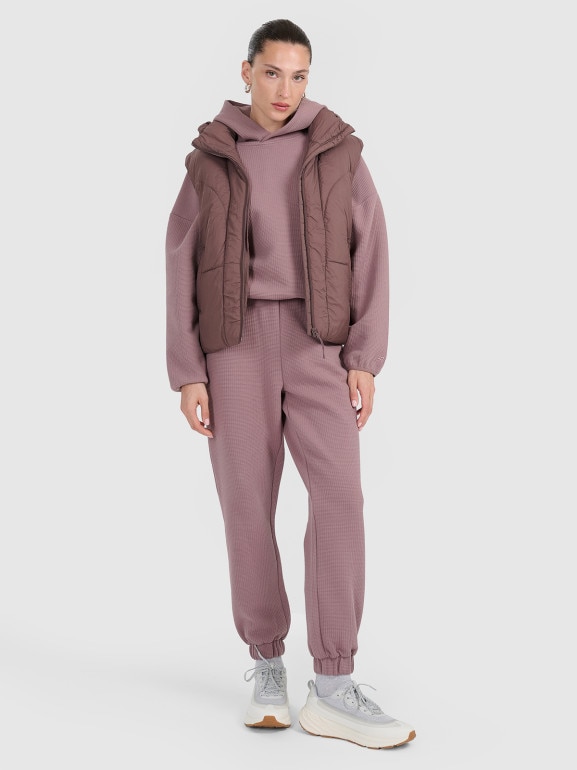 Damska bluza dresowa nierozpinana z kapturem 4F 4FWAW25TSWSF1847 - brązowa