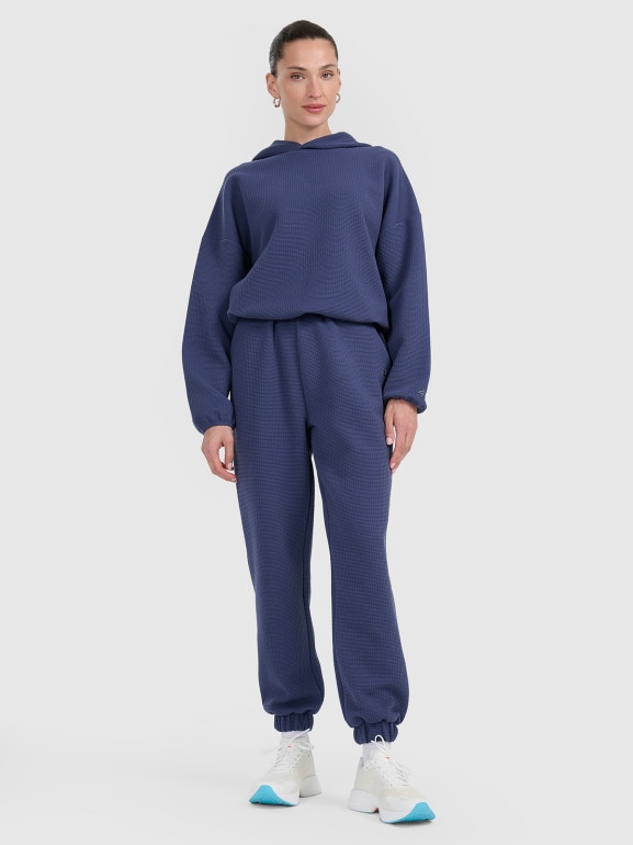 Damska bluza dresowa nierozpinana z kapturem 4F 4FWAW25TSWSF1847 - granatowa