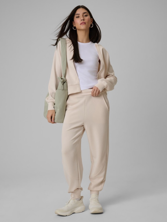 Damska bluza dresowa rozpinana z kapturem 4F 4FWSS26TSWSF2178 - kremowa