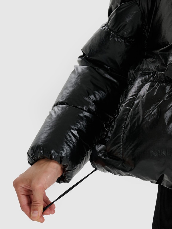 Damska kurtka puchowa pikowana 4F 4FWAW25TDJAF0716 - czarna