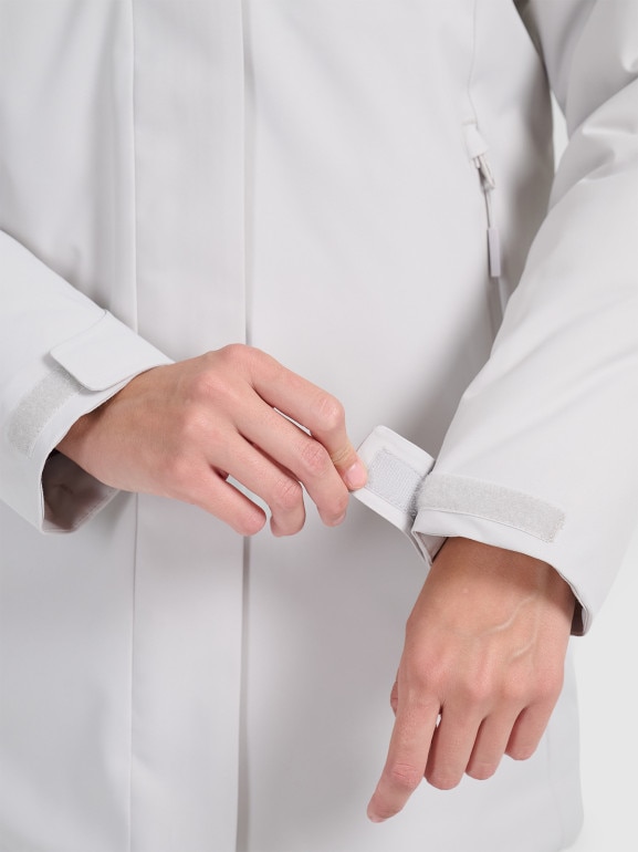 Damska parka zimowa 4F FRAW25TTJAF1027 - szara