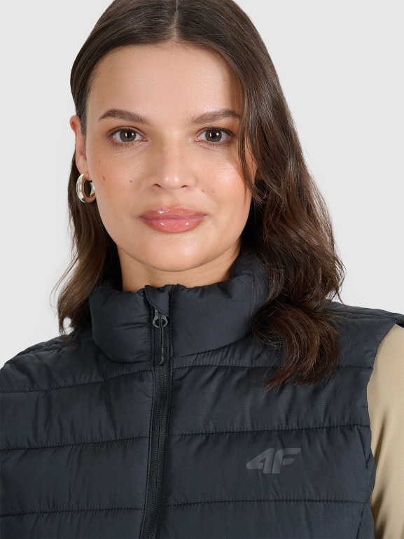 Damski bezrękawnik puchowy pikowany 4F 4FWAW25TVJAF218 - czarny