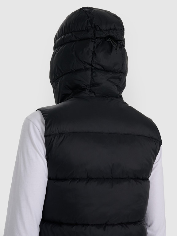 Damski bezrękawnik puchowy pikowany z kapturem 4F 4FRAW25TVJAF326 - czarny