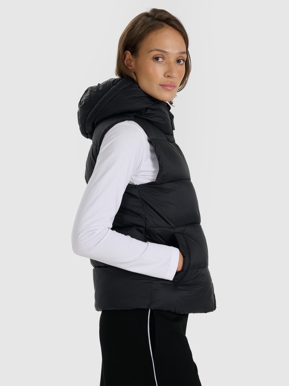Damski bezrękawnik puchowy pikowany z kapturem 4F 4FRAW25TVJAF326 - czarny
