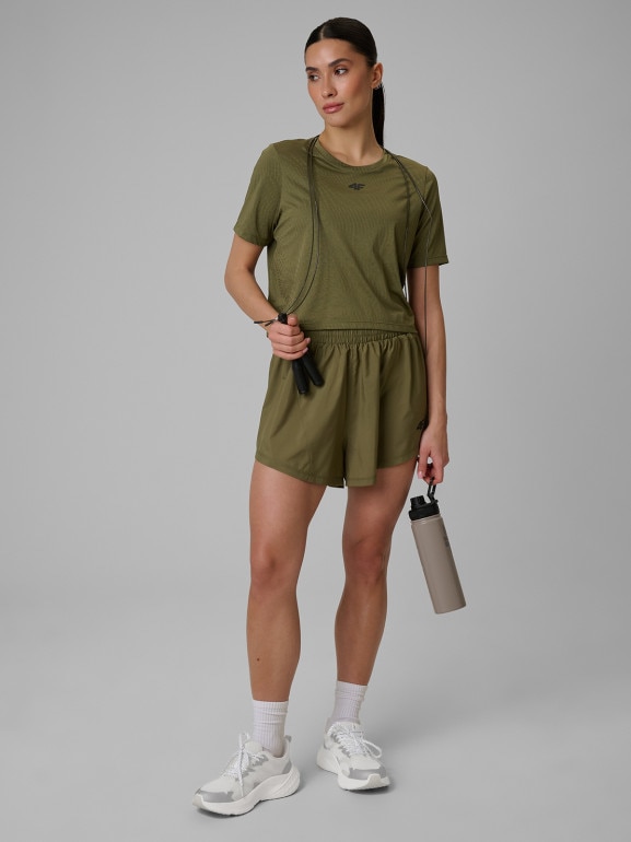 Damski crop top treningowy 4F 4FWSS26TFTSF1806 - khaki