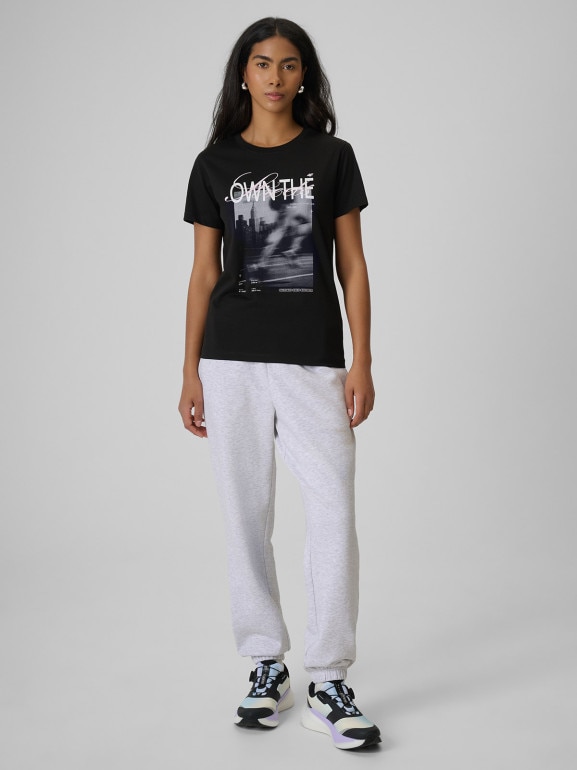 Damski t-shirt z nadrukiem 4F 4FRSS26TTSHF4254 - czarny