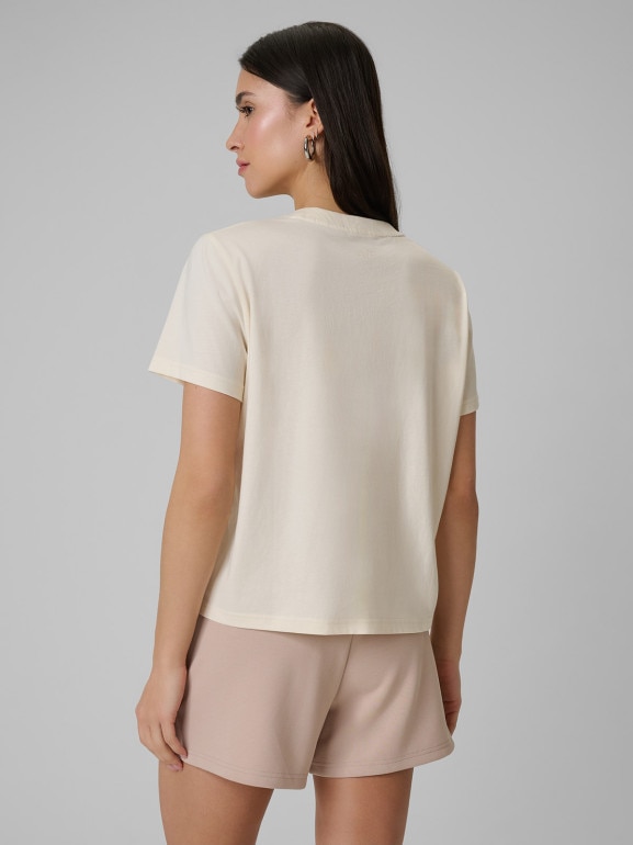Damski t-shirt boxy z nadrukiem 4F 4FWSS26TTSHF2743 - beżowy