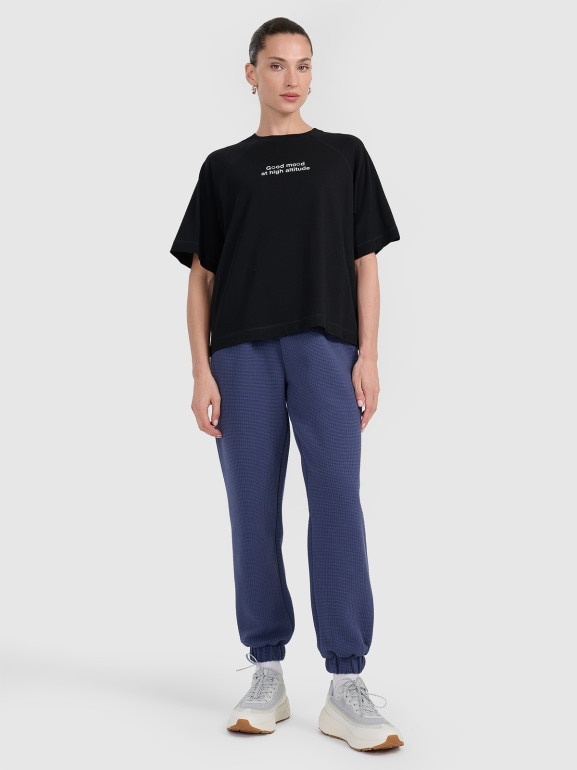 Damski t-shirt oversize z nadrukiem 4F 4FWAW25TTSHF2323 - czarny