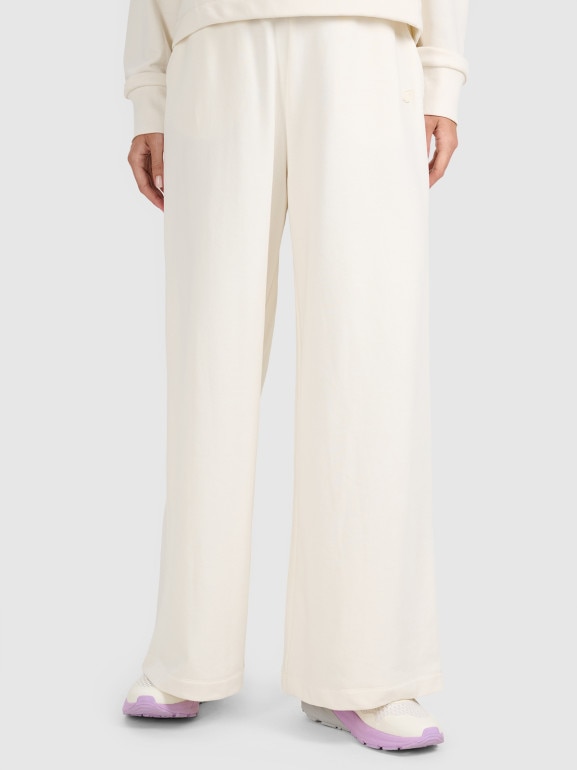 Damskie spodnie dresowe 4F 4FWAW25TTROF1204 - beżowe