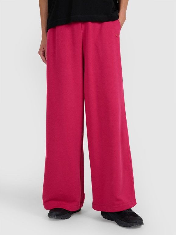 Damskie spodnie dresowe 4F 4FWAW25TTROF1204 - różowe