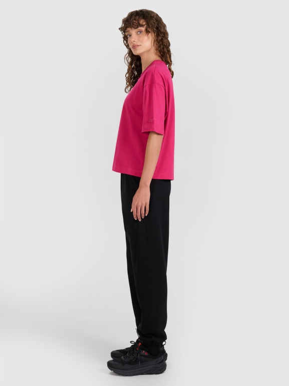 Damskie spodnie dresowe joggery 4F 4FWAW25TTROF1205 - czarne