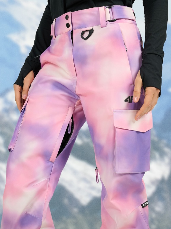 Damskie spodnie snowboardowe 4F 4FWAW25TFTRF1220 - multikolor