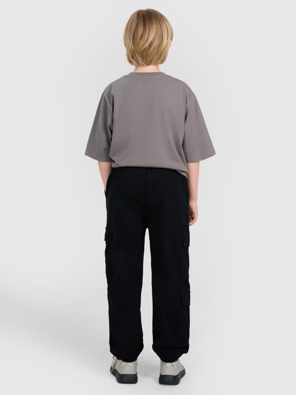 Chłopięce spodnie cargo 4F 4FJRAW25TTROM1527 - czarne
