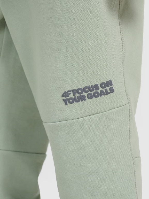 Chłopięce spodnie dresowe joggery 4F 4FJRAW25TTROM1605 - oliwkowe