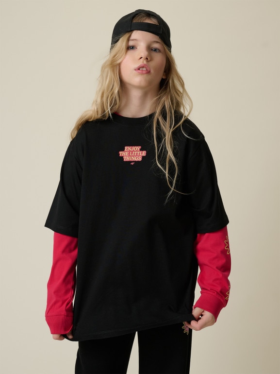 Dziewczęcy t-shirt z nadrukiem 4F 4FJRSS26TTSHF3680 - czarny
