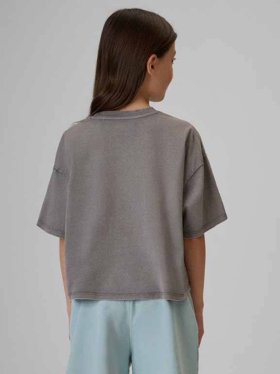 Dziewczęcy crop top z nadrukiem 4F 4FJRSS26TTSHF3983 - szary