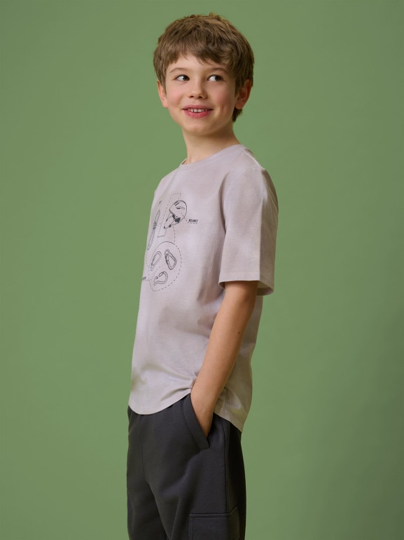 Chłopięcy t-shirt z nadrukiem 4F 4FJRSS26TTSHM3693 - beżowy