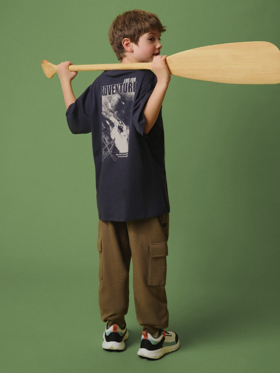 Chłopięcy t-shirt z nadrukiem 4F 4FJRSS26TTSHM3748 - szary