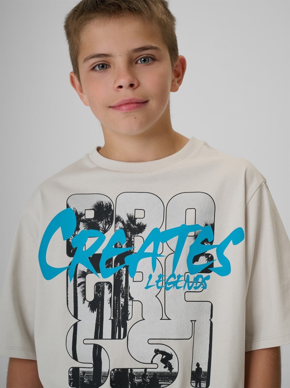Chłopięcy t-shirt z nadrukiem 4F 4FJRSS26TTSHM4167 - szary
