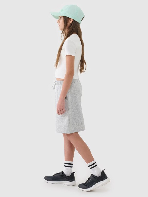 Dziewczęce spodenki dresowe 4F 4FJWMM00TSHOF630 - szare