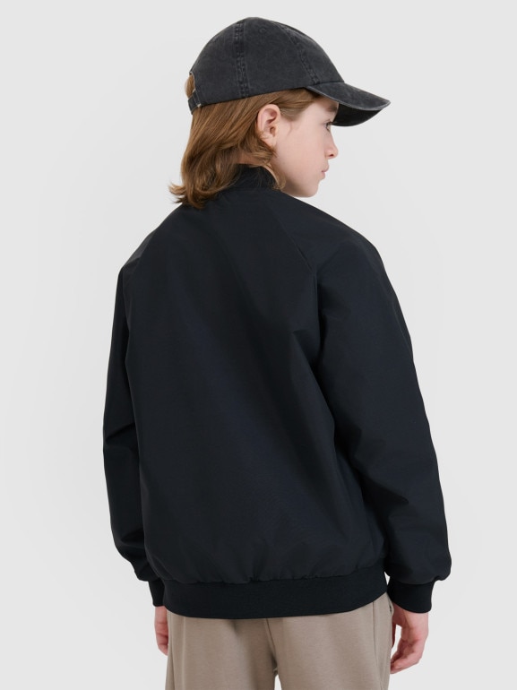 Chłopięca kurtka przejściowa 4F 4FJWSS25TJACM186 - czarna