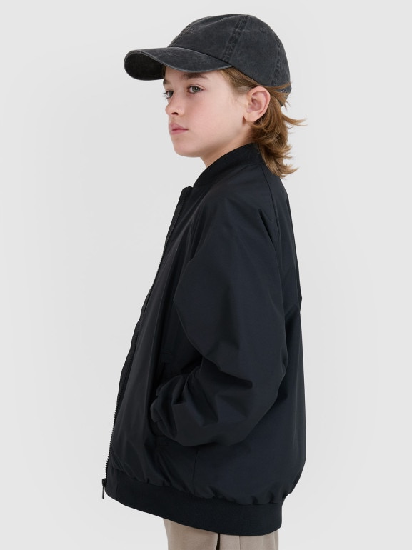 Chłopięca kurtka przejściowa 4F 4FJWSS25TJACM186 - czarna