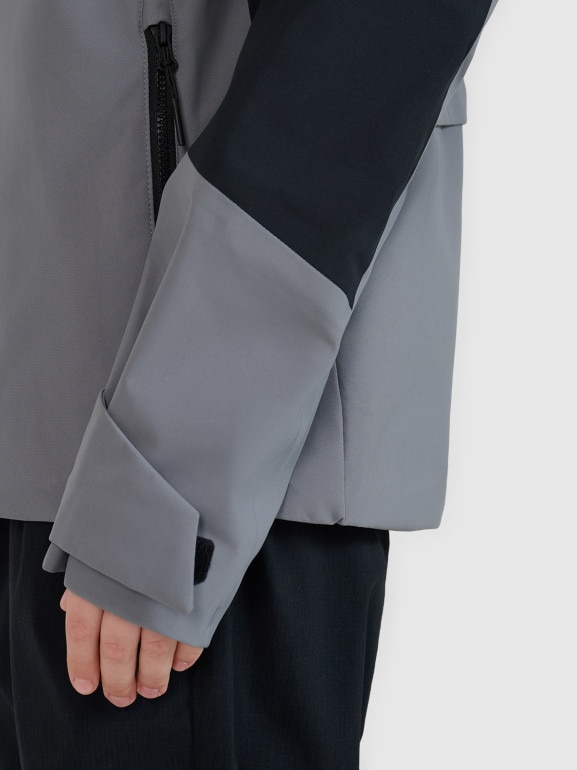 Chłopięca kurtka trekkingowa membrana 5000 4F 4FJWSS25TTJAM681 - szara