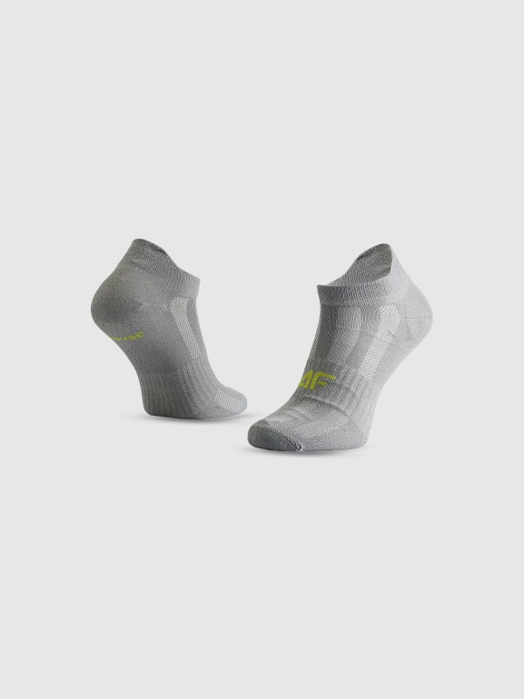 Chłopięce skarpetki treningowe niskie (3-pack) 4F 4FJRSS26UFSOM402 - multikolor