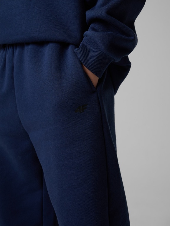 Chłopięce spodnie dresowe 4F 4FJRSS26TTROM1731 - granatowe