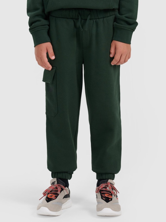 Chłopięce spodnie dresowe joggery 4F 4FJRAW25TTROM1841 - zielone