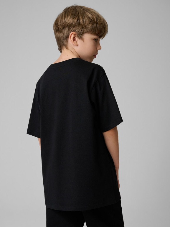 Chłopięcy t-shirt z nadrukiem 4F 4FJRSS26TTSHM3831 - czarny