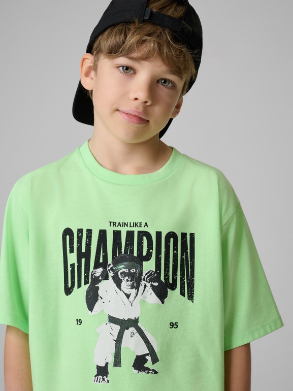 Chłopięcy t-shirt z nadrukiem 4F 4FJRSS26TTSHM3831 - zielony