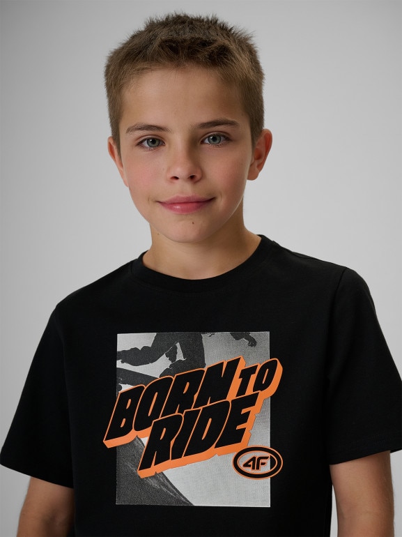 Chłopięcy t-shirt z nadrukiem 4F 4FJRSS26TTSHM4170 - czarny