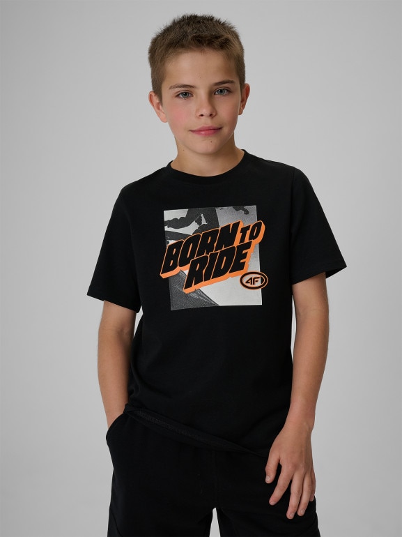 Chłopięcy t-shirt z nadrukiem 4F 4FJRSS26TTSHM4170 - czarny
