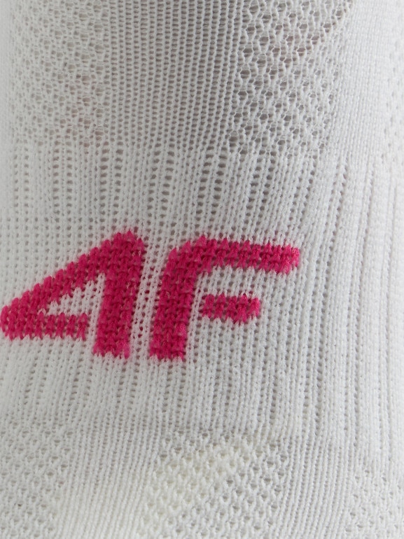 Dziewczęce niskie skarpetki treningowe (3-pack) 4F 4FJRSS26UFSOF401 - multikolor