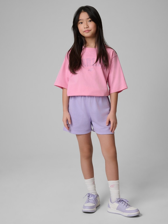 Dziewczęce spodenki dresowe 4F 4FJWSS26TSHOF777 - fioletowe