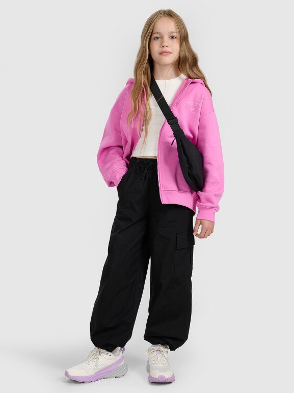 Dziewczęce spodnie casual 4F 4FJWAW25TTROF1246 - czarne